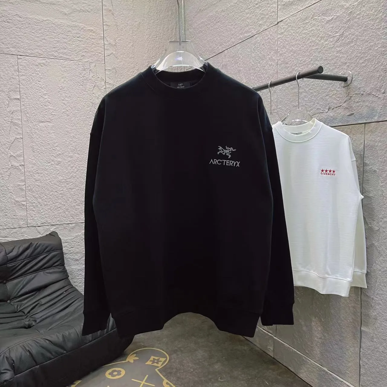 ARC'TERYX* 2024 New Arrival logo Same Style Size：S M L XL XXL ：Black White